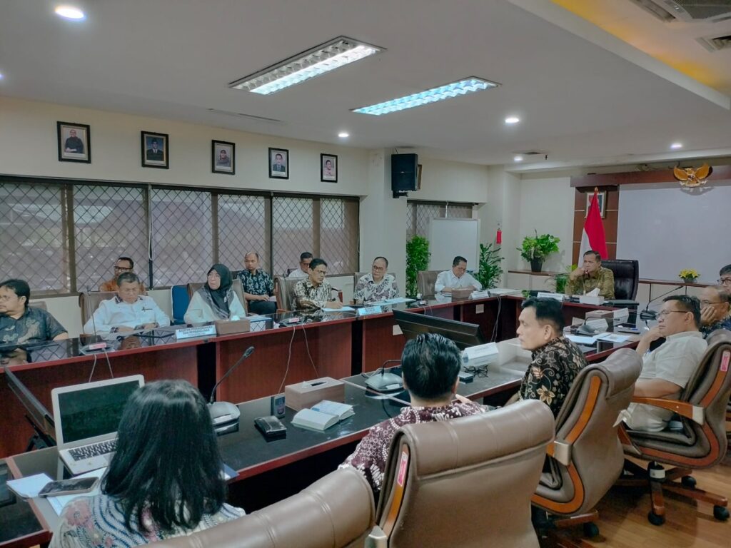 Ketua DPRD Batam rapat dgn Mentrans