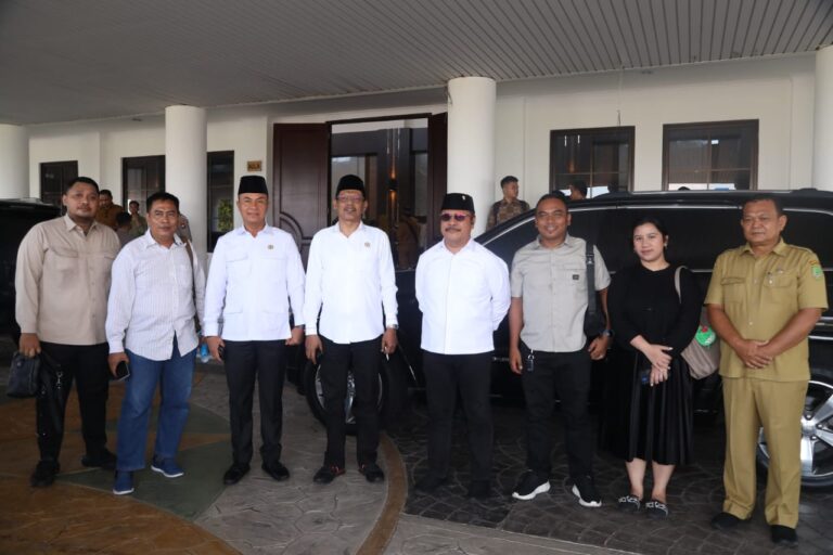 Pimpinan DPRD Batam Musrembang Kepri