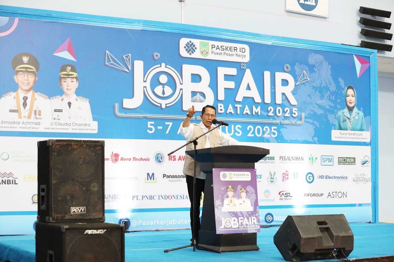 Job fair batam 2025 resmi dibuka