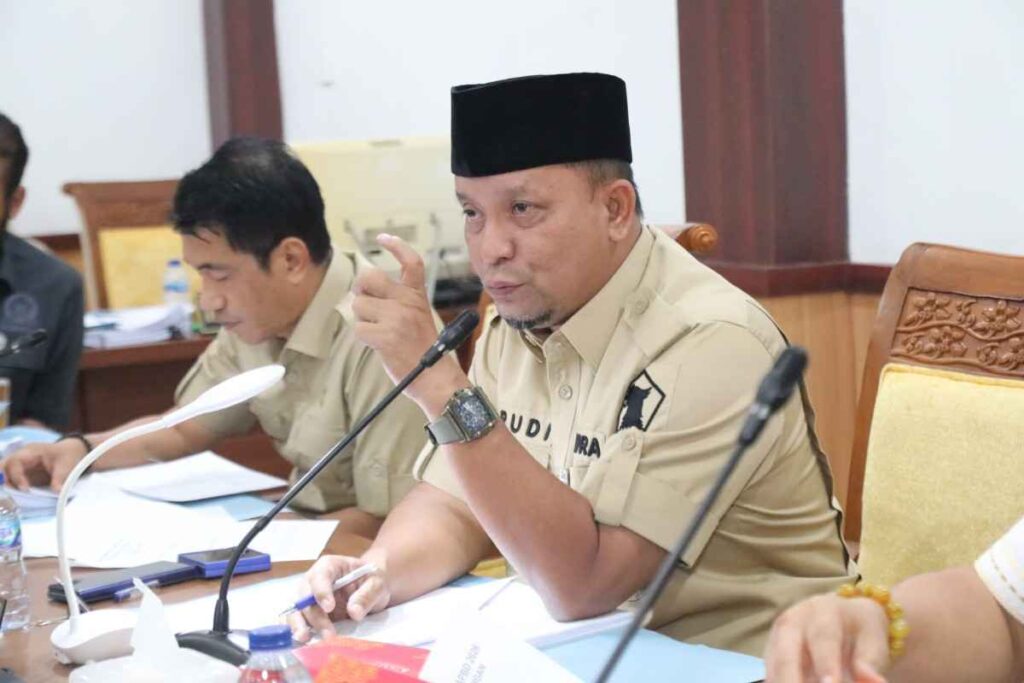 RDP Komisi III ranperda APBD dengan DLH dan Dishub