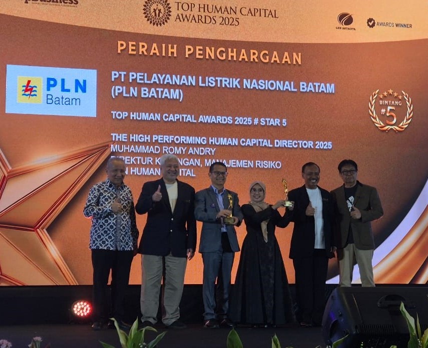 PLN Raih Penghargaan bintang 5