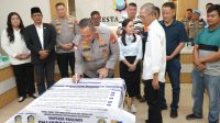 Pakta Integritas Polda,Pemko dan Pengusaha Besi tua