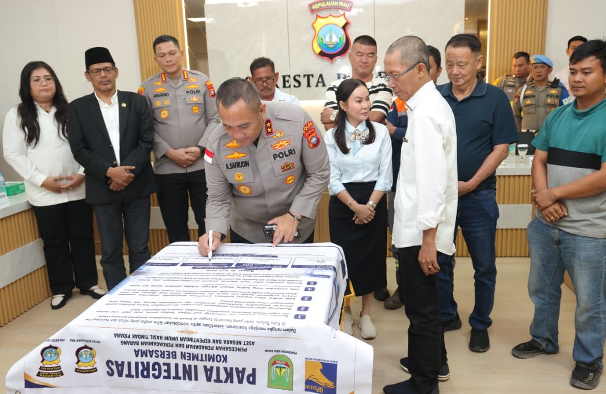 Pakta Integritas Polda,Pemko dan Pengusaha Besi tua